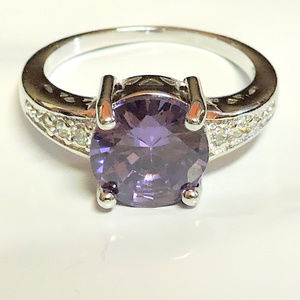amethyst purple ring sz9.5  CZ & Rhinestone  ...   xr26
